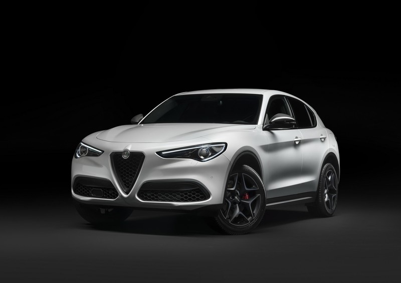 2019年式《Alfa Romeo Stelvio Ti》預告日內瓦現身更有型