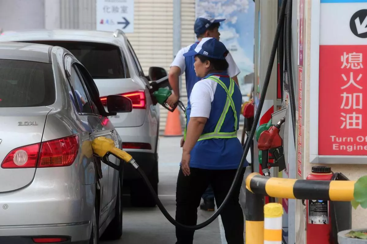 全球油價齊漲！中油宣布明起國內汽、柴油價格各調漲0.3元及0.2元